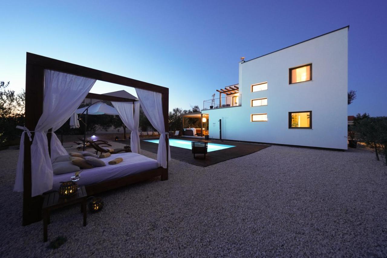 Villa Suncica With Heated Pool, Jacuzzi And Bikes Near Zadar Сукошан Экстерьер фото