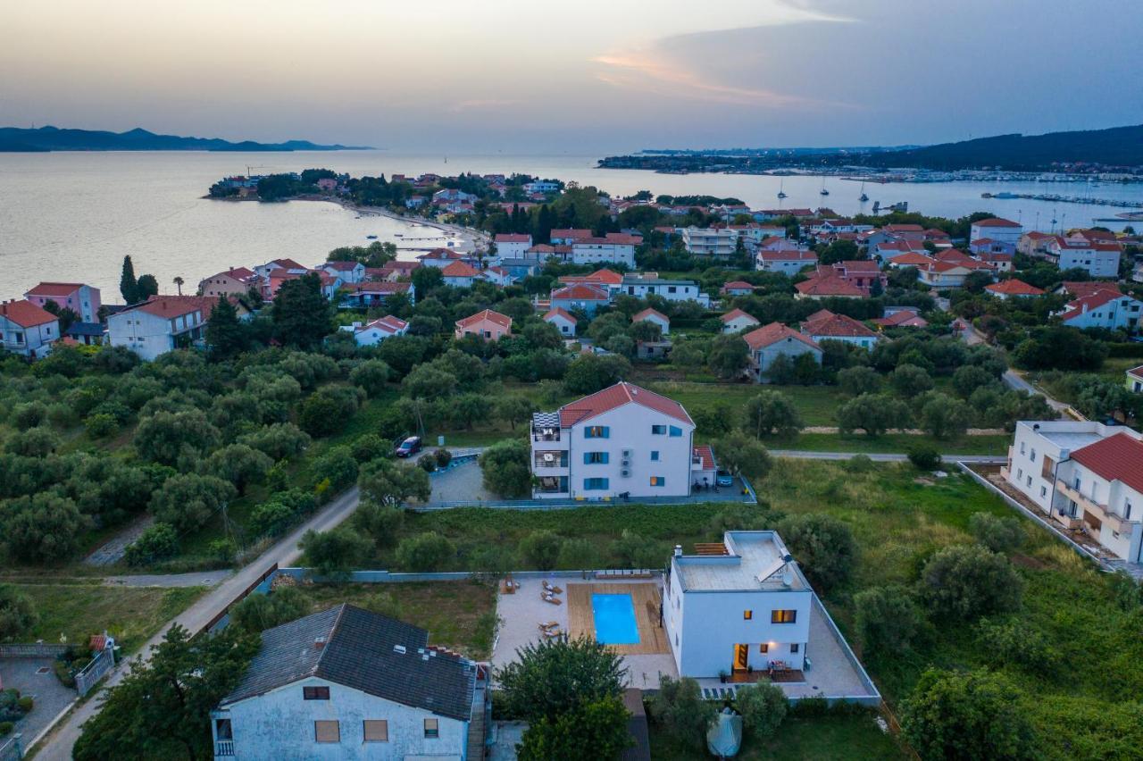 Villa Suncica With Heated Pool, Jacuzzi And Bikes Near Zadar Сукошан Экстерьер фото