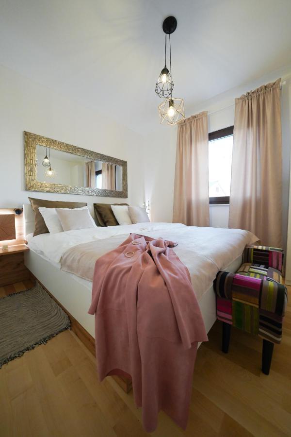 Villa Suncica With Heated Pool, Jacuzzi And Bikes Near Zadar Сукошан Экстерьер фото